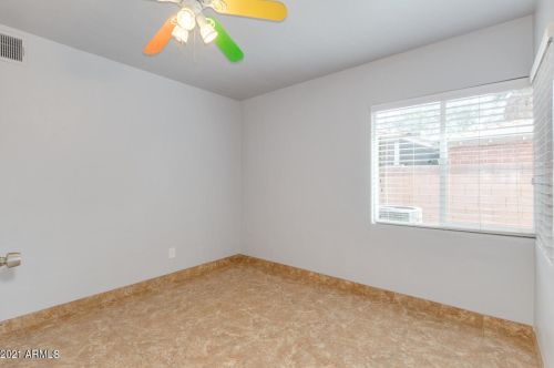 1501 Edgemont Ave, Phoenix AZ 85035-1808 exterior