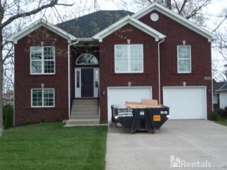 8302 Acme Way, Louisville KY  40219-4690 exterior