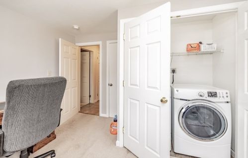 163 Florida Dr, Agawam MA 01001-3516 exterior