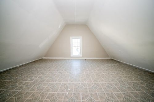 203 Ash St, New Bedford MA 02740-3644 exterior