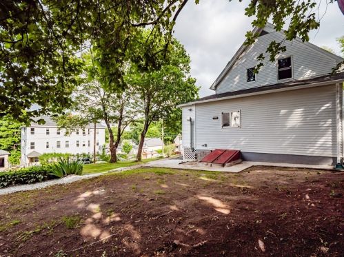 72 Whipple St, Worcester MA  01607-1363 exterior