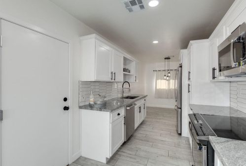 2217 28th Pl, Phoenix AZ  85008-2809 exterior