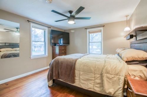 434 East St, South Hadley MA 01075-2118 exterior