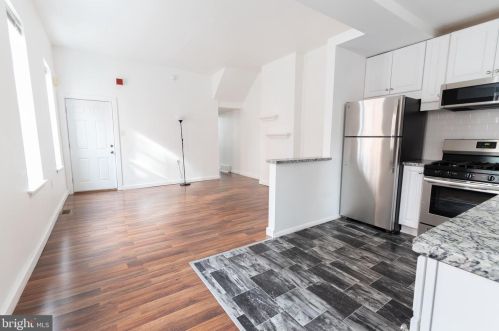 614 6 St, Philadelphia PA 19147-2128 exterior