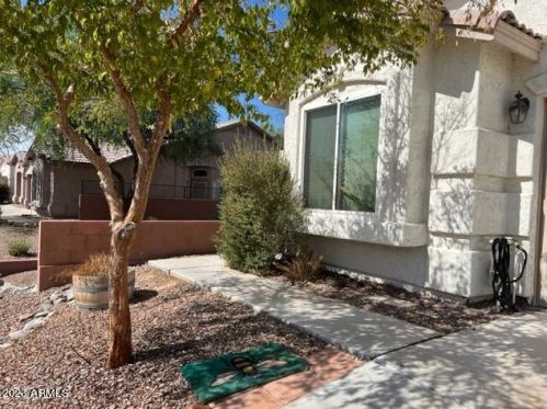 16732 22nd St, Phoenix AZ  85048-8154 exterior