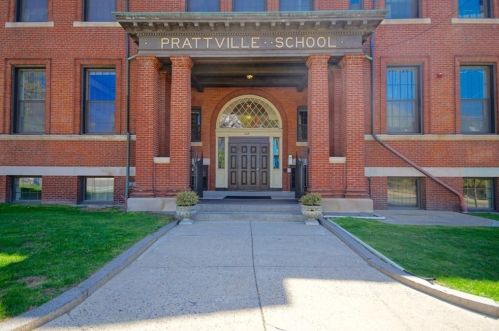 441 Washington Ave, Chelsea MA  02150-3677 exterior