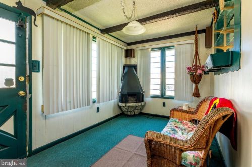 1116 Delsea Dr, West Deptford NJ  08093-2250 exterior