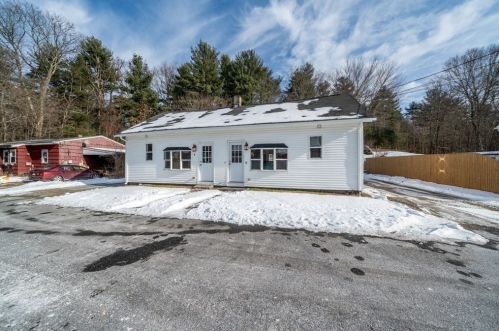 8 Ledge St, Sutton MA 01590-1665 exterior