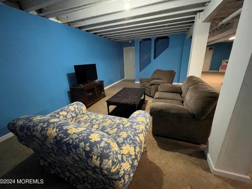 5 Bailey Ct, Jackson Twp NJ 08527-4459 exterior