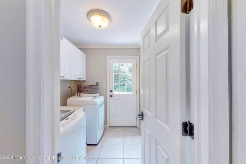 32 Lambert Johnson Dr, Tinton Falls NJ 07712-3753 exterior