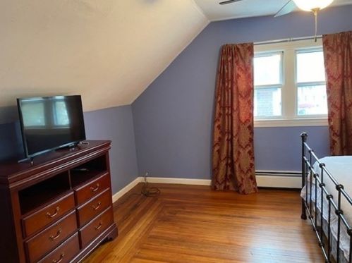 87 Golf Ave, Methuen MA 01844-6221 exterior