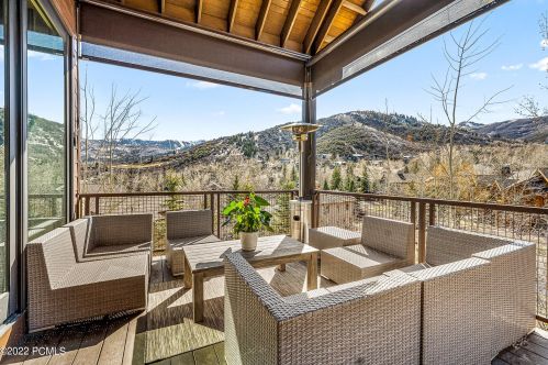 1995 Kidd Cir, Park City UT 84098-8512 exterior