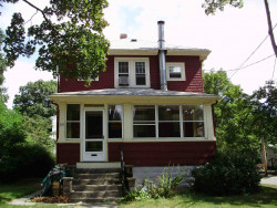 115 Harding St, Newton, MA 02465-1339