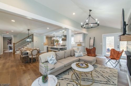 131 Combs Hollow Rd, Dover NJ  07869-3504 exterior