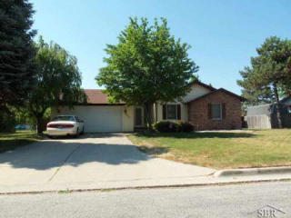 6201 Moreland Ln, Saginaw, MI 48603-2726