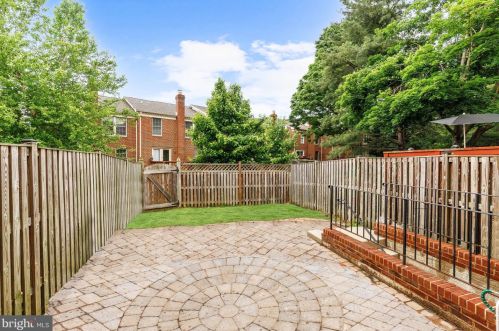 5038 Southern Star Ter, Columbia MD 21044-1293 exterior