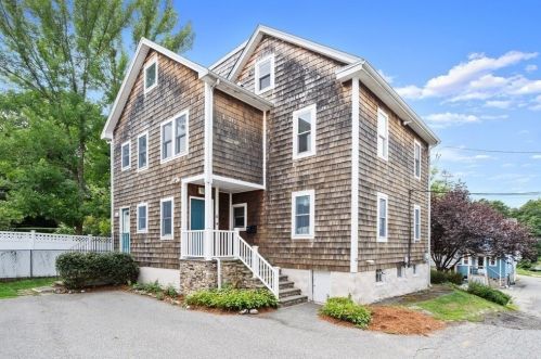 42 Smith St, Arlington MA 02476-5618 exterior