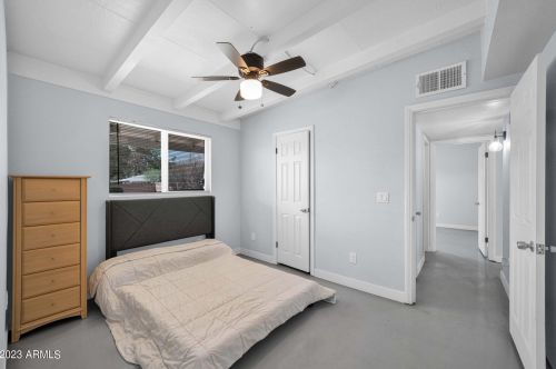 2205 Cambridge Ave, Phoenix AZ 85008-1027 exterior