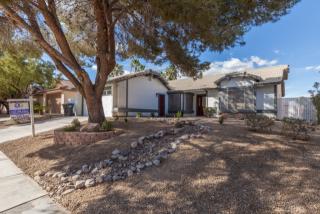 329 Santa Monica Dr, Henderson NV  89014-5142 exterior