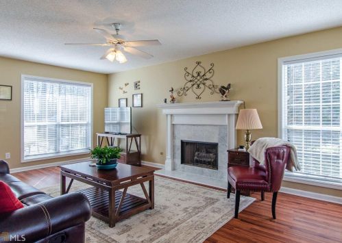 464 Walnut Crk Dr, Stockbridge GA 30281 exterior