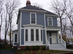 29 Elmwood St, Newton, MA 02458-2019