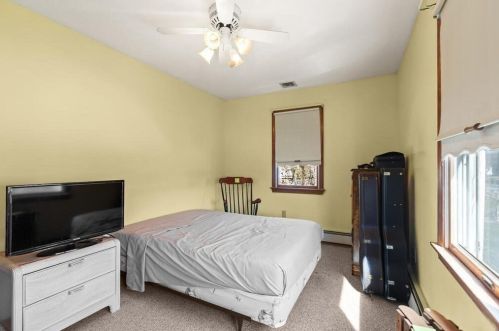 34 Grampian Way, Weymouth MA 02188-3506 exterior