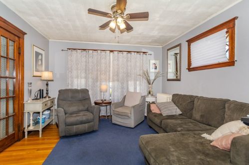 57 Gledhill Ave, Everett MA 02149-4049 exterior