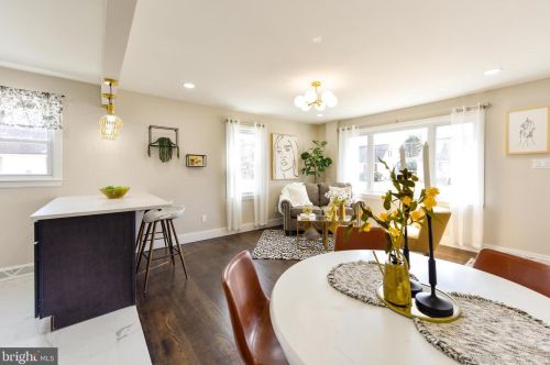 1102 Cumberland Ave, West Deptford NJ  08096-3041 exterior