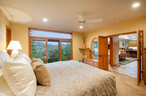 2068 Mahre Dr, Park City UT 84098-8508 exterior