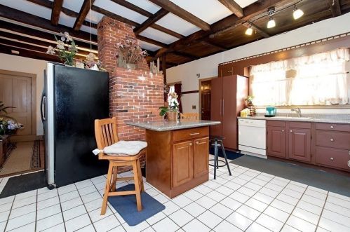 442 Washington St, Canton MA 02021-3630 exterior