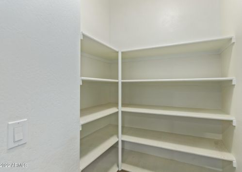 21845 39 St, Phoenix AZ 85018-7130 exterior