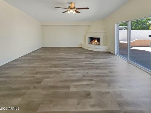 526 Beverly Ln, Phoenix, AZ 85023-7401