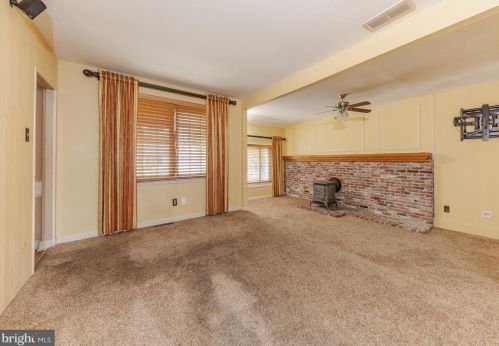 247 King St, West Deptford NJ 08096-2229 exterior