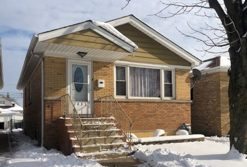 2833 Ridgeland Ave, Forest View, IL 60402-2738