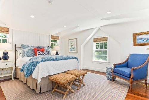 107 Leavitt St, Hingham MA 02043-2973 exterior