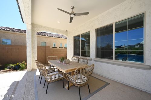 22029 33 Pl, Phoenix AZ 85018 exterior