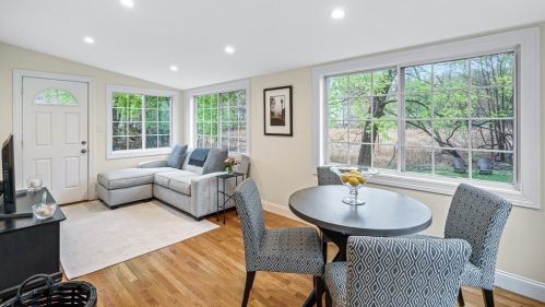 8 Clyde Ter, Arlington MA 02474-1509 exterior