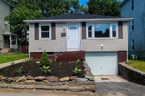 30 Almont Ave, Worcester, MA 01604-3040