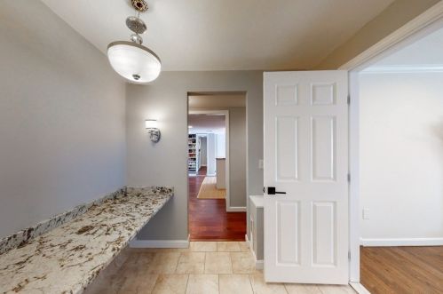 11 Colonial Dr, Shrewsbury MA  01545-1520 exterior