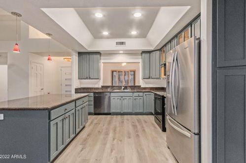 21 Beryl Ave, Phoenix AZ  85021-2480 exterior