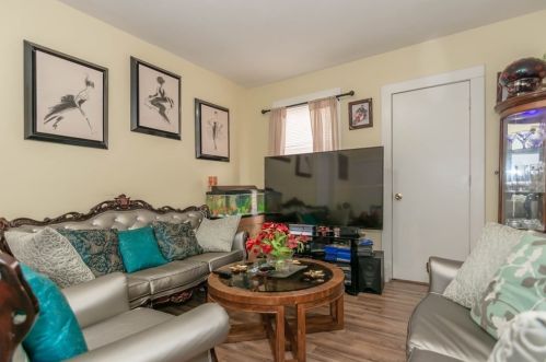 56 Lake St, Lawrence MA 01841-3012 exterior