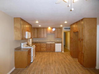 3132 Bloomfield Rd, Phoenix, AZ 85032-7109