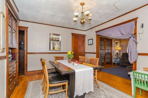 57 Gledhill Ave, Everett MA 02149-4049 exterior