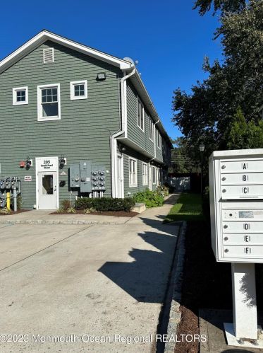 205 Pearl St, Tinton Falls NJ 07701-1511 exterior