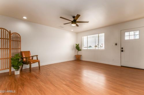 3702 El Camino Dr, Phoenix AZ 85051-4626 exterior