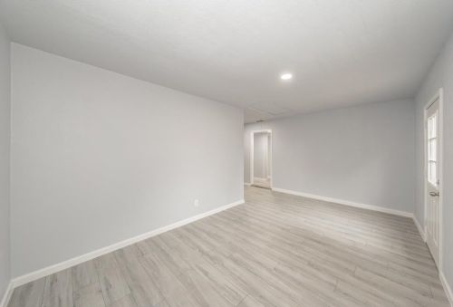 2709 Ivanridge Ln, Garland TX 75044-4617 exterior