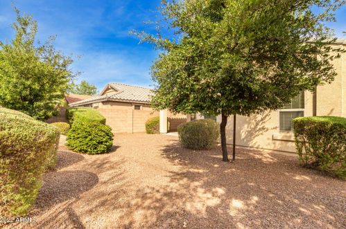 24216 27 Pl, Phoenix AZ 85016-7443 exterior