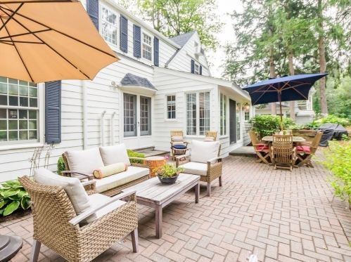 146 Arnold Rd, Newton MA 02459-3046 exterior