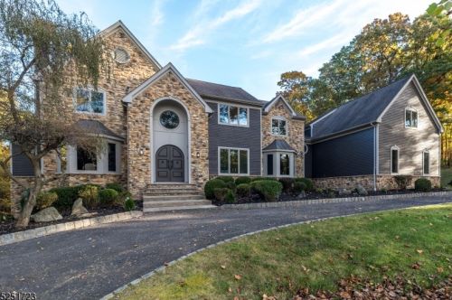 2 Kelsey Farm Rd, Milford NJ 08848-2164 exterior