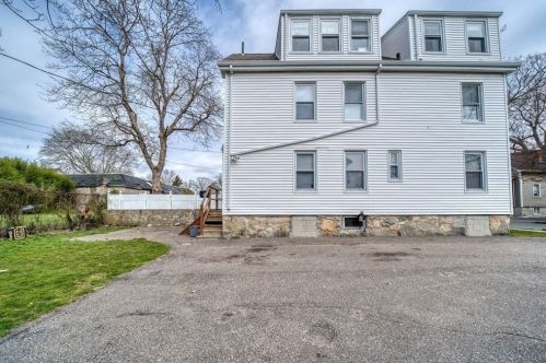 61 Chancery St, New Bedford MA 02740-3567 exterior